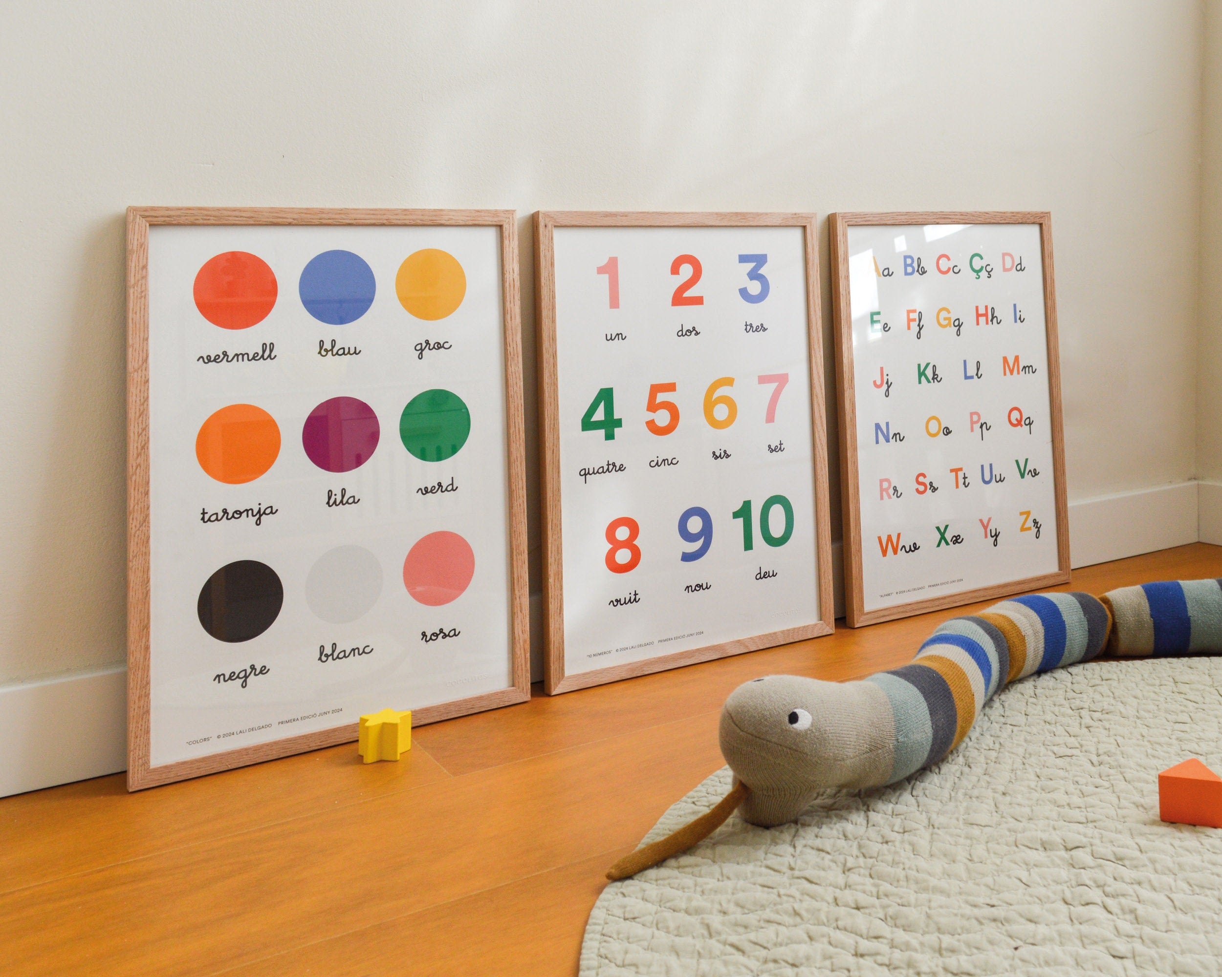 Posters in Spanish. Alphabet, numbers, and colors prints for children (playroom, daycare, or school). High-quality A3 prints.
